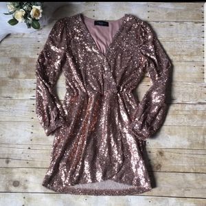 Those gold sequined dress